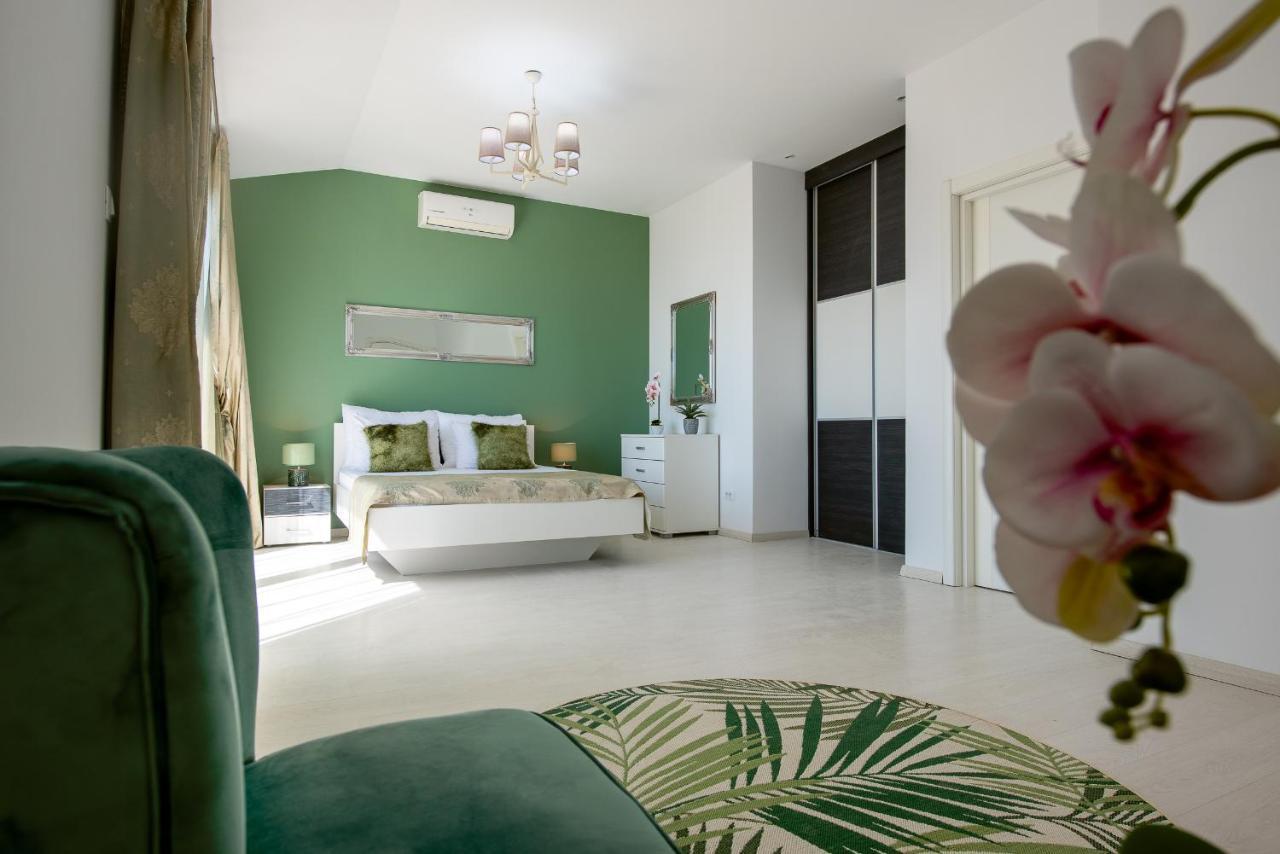 Villa Lazi Sea View Будва Екстериор снимка